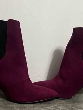 Guess Women's Plum Suede Pointed-Toe Chelsea Booties